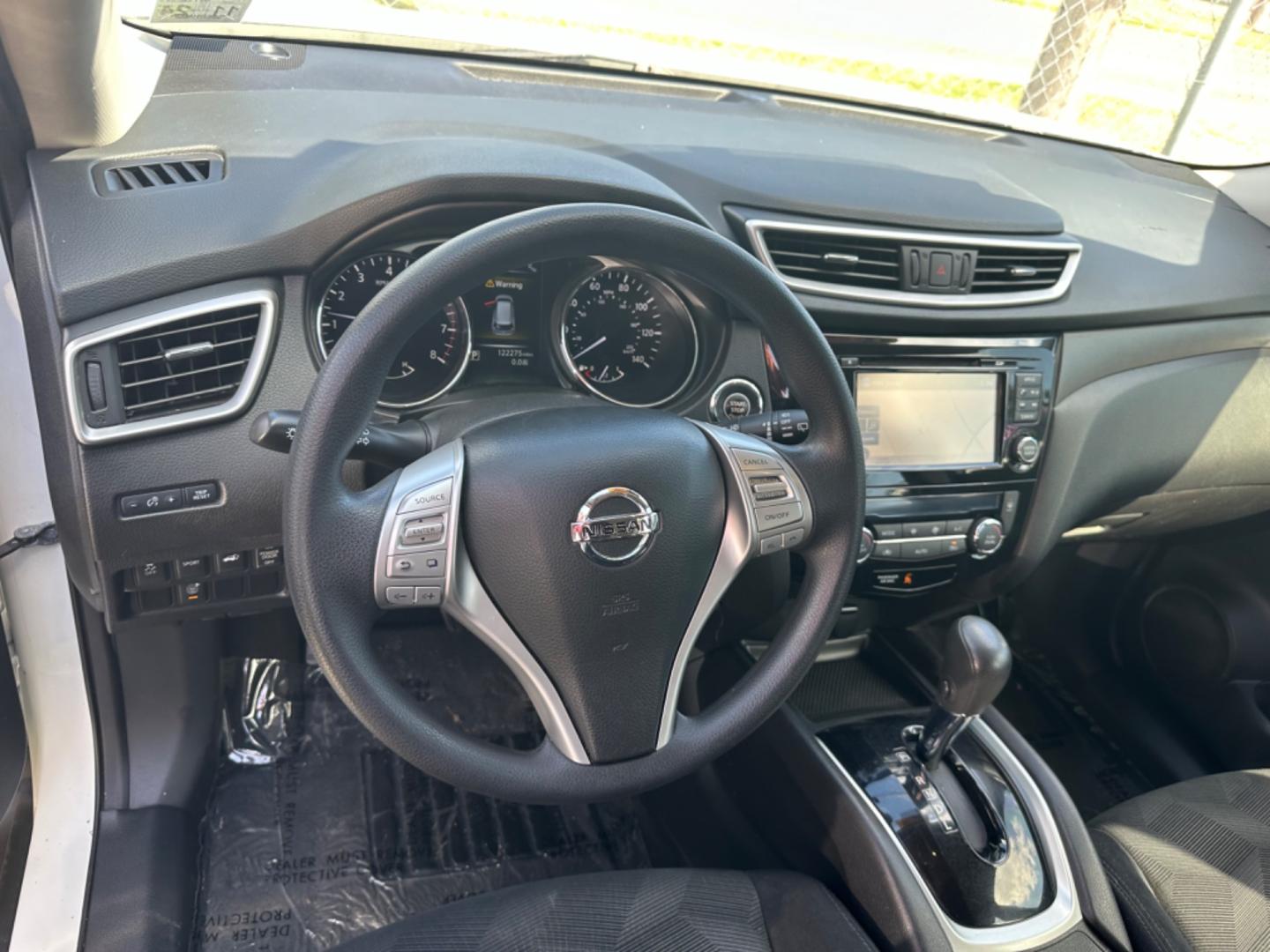 2014 Nissan Rogue (5N1AT2MT7EC) , located at 419 N 18th St., Monroe, LA, 71201, (318) 410-9250, 32.514370, -92.105133 - Photo#2